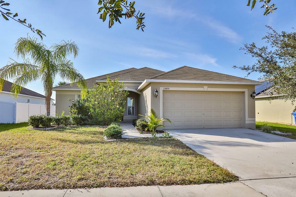 Property Photo:  13455 Graham Yarden Drive  FL 33579 