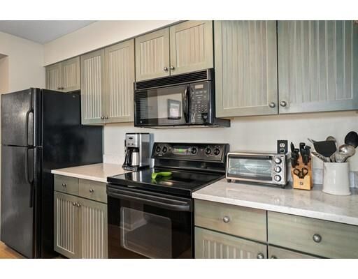 Property Photo:  60 Rantoul Street 315N  MA 01915 