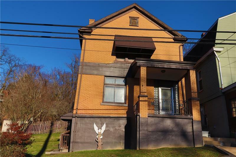 Property Photo:  212 Fairview Ave  PA 15112 