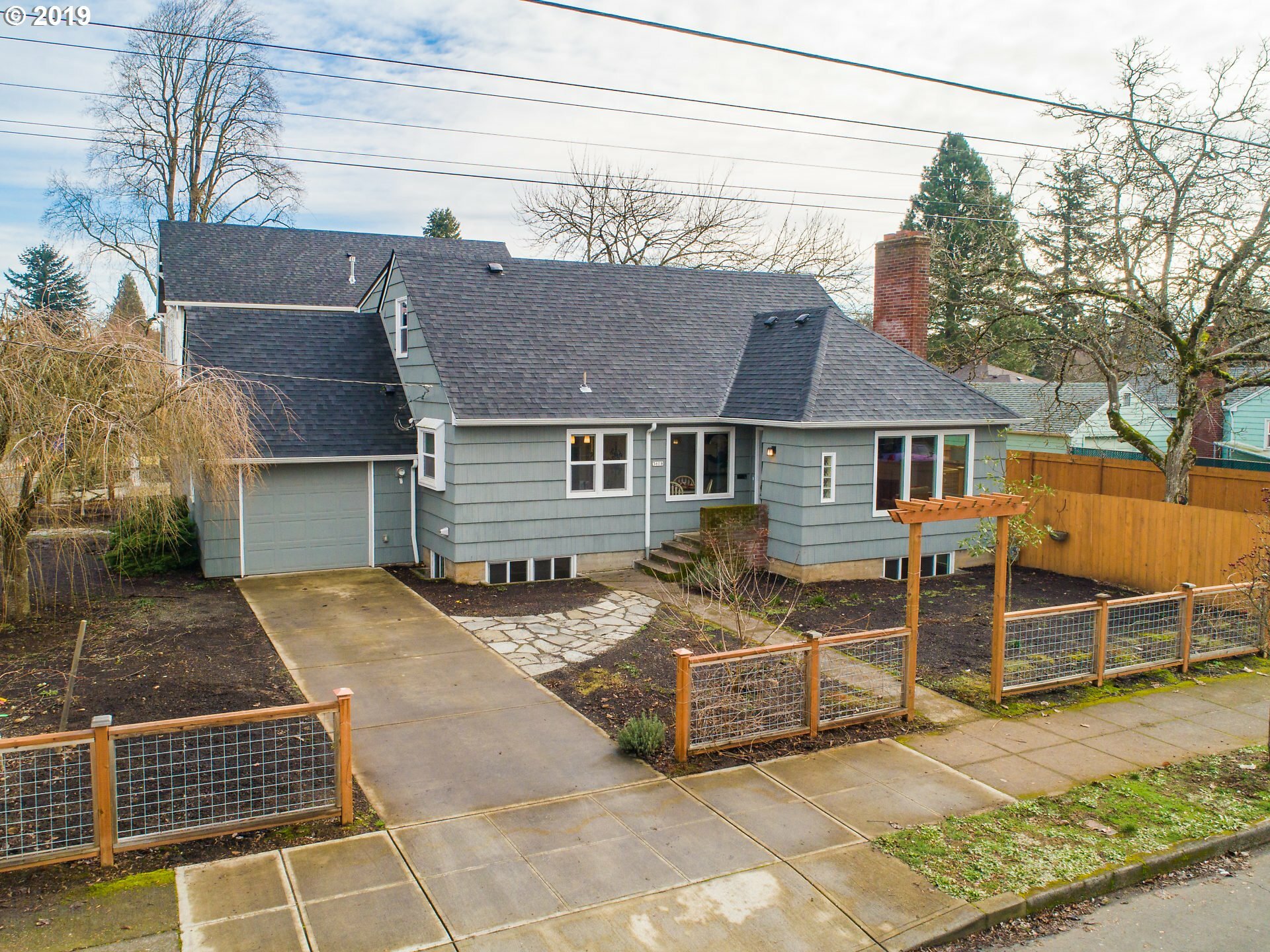 Property Photo:  3608 SE 70th Ave  OR 97206 