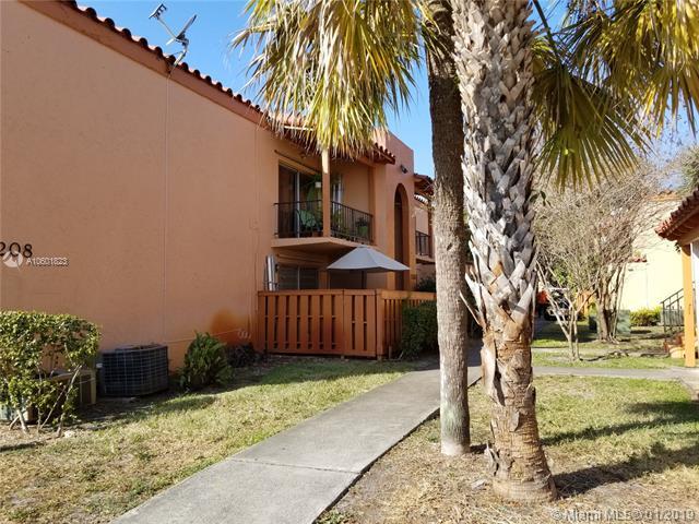 Property Photo: 7208 Fairway Dr I9 FL 33014