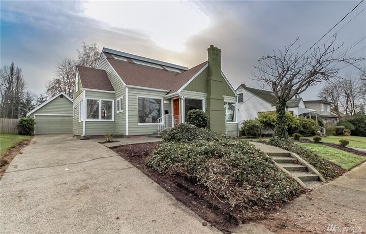 122 E 62nd St  Tacoma WA 98404 photo