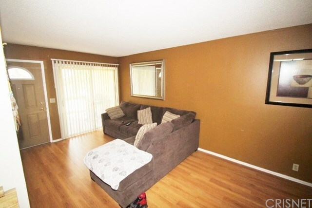 Property Photo:  17940 River Circle 3  CA 91387 