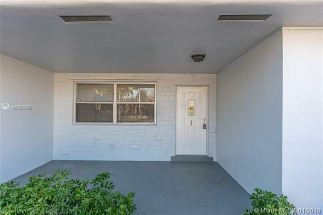 Property Photo: 5321 NE 18th Ave FL 33334