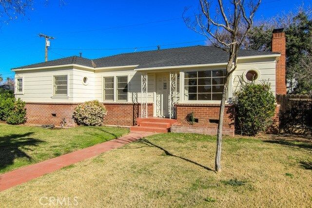 Property Photo: 4285 Oakwood Place CA 92506