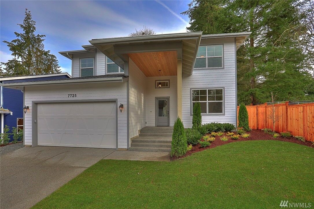 Property Photo: 7725 NE 170th St WA 98028