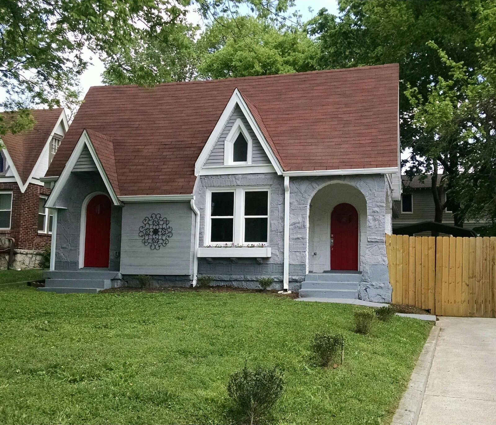 Property Photo: 1309 Porter Rd TN 37206