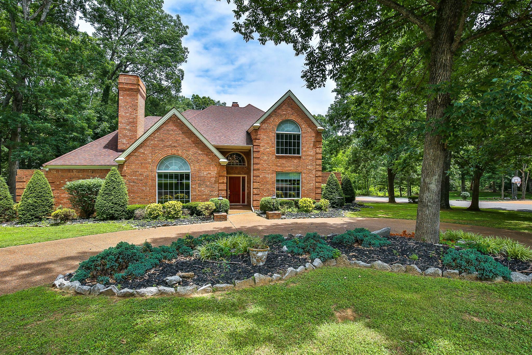 Property Photo: 117 Geers Dr TN 37087