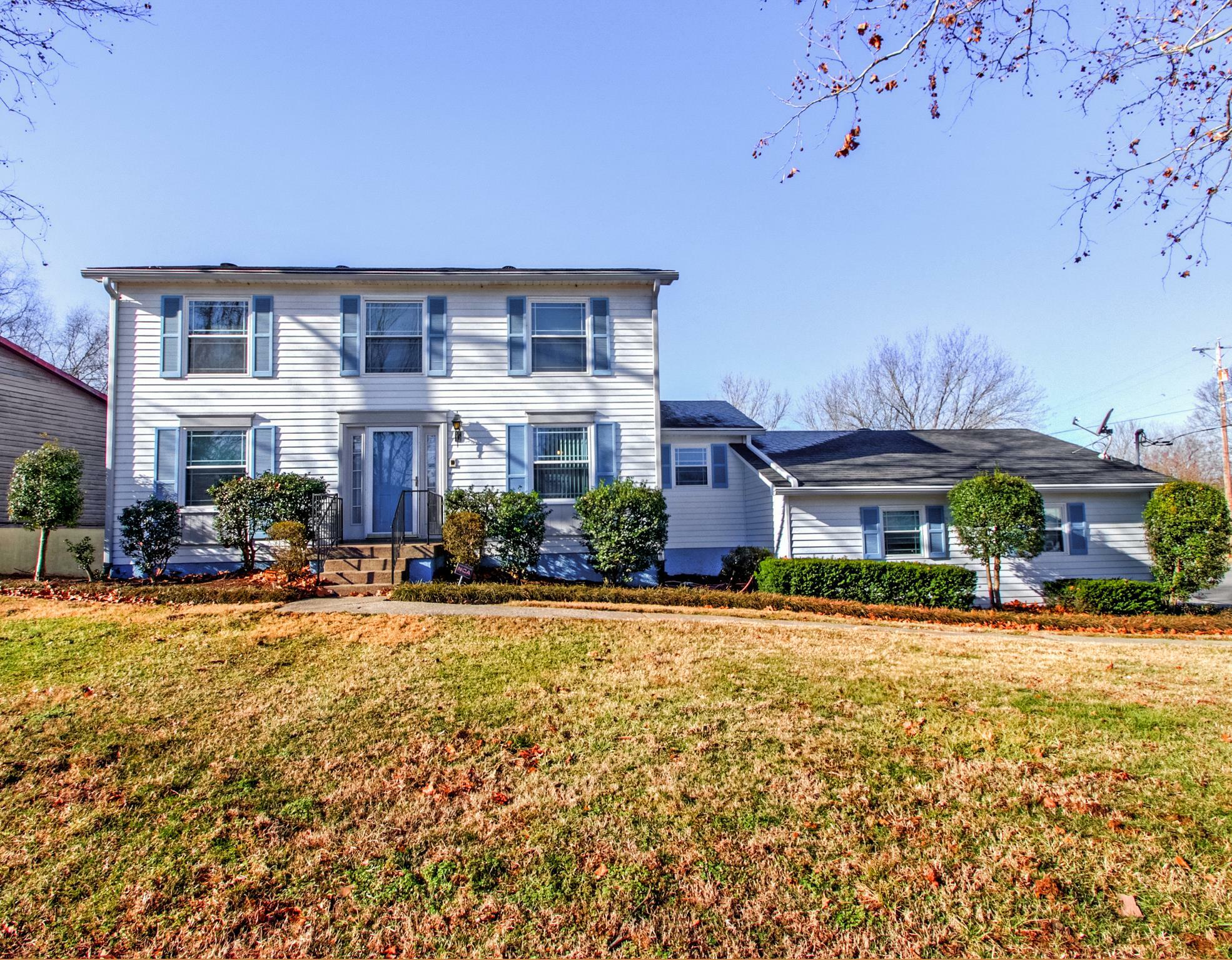 Property Photo:  900 Wemberton Dr  TN 37214 