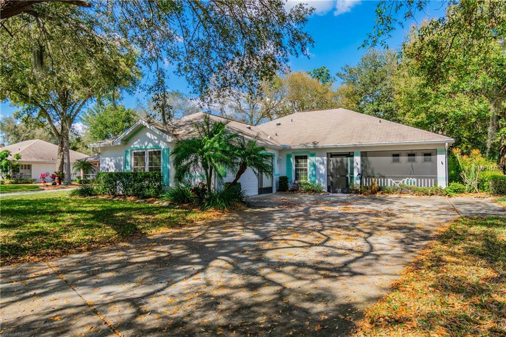 Property Photo:  1412 Bluewater Drive  FL 33573 