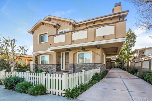 Property Photo: 2702 Gates Avenue B CA 90278