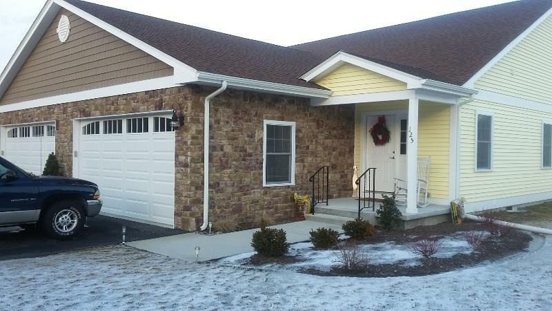 Property Photo:  125 Bella Vista Cir  RI 02814 