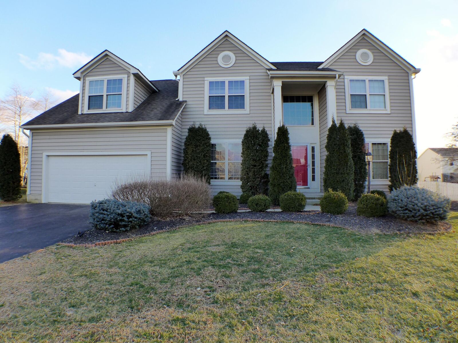 Property Photo:  113 Blaine Court  OH 43147 