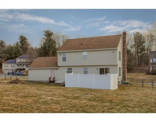 Property Photo: 18 Wrendale Ct MA 01453