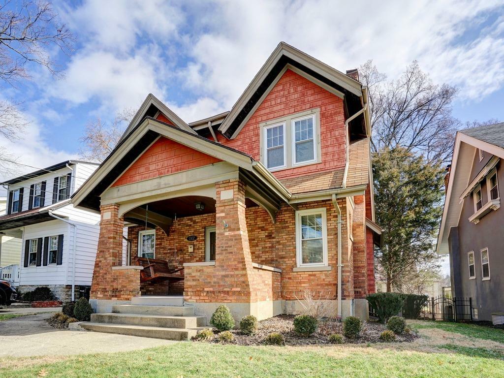 Property Photo: 1302 Grace Avenue OH 45208