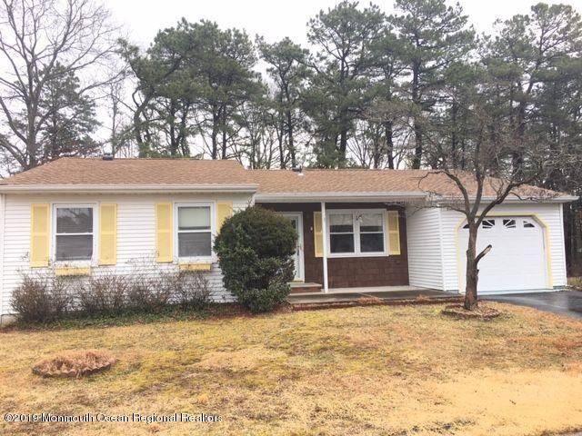 Property Photo:  8 Rose Lane  NJ 08759 