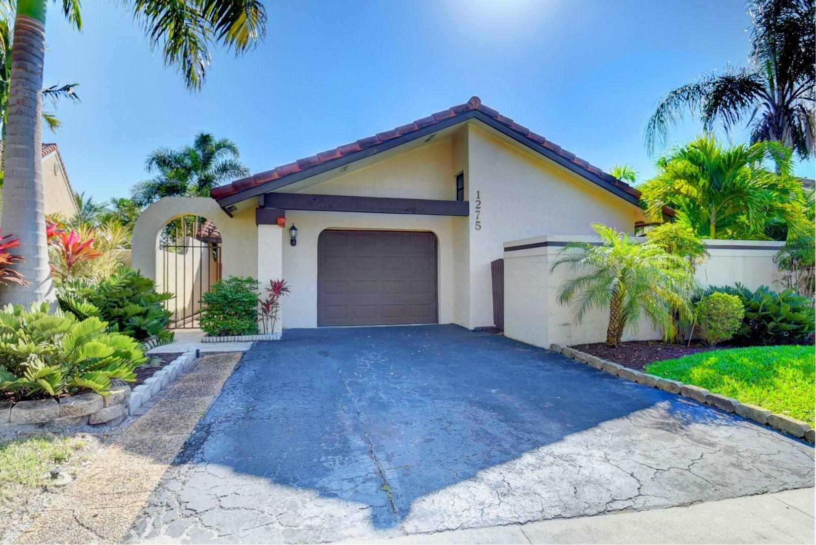 Property Photo: 1275 NW 21st Terrace FL 33445