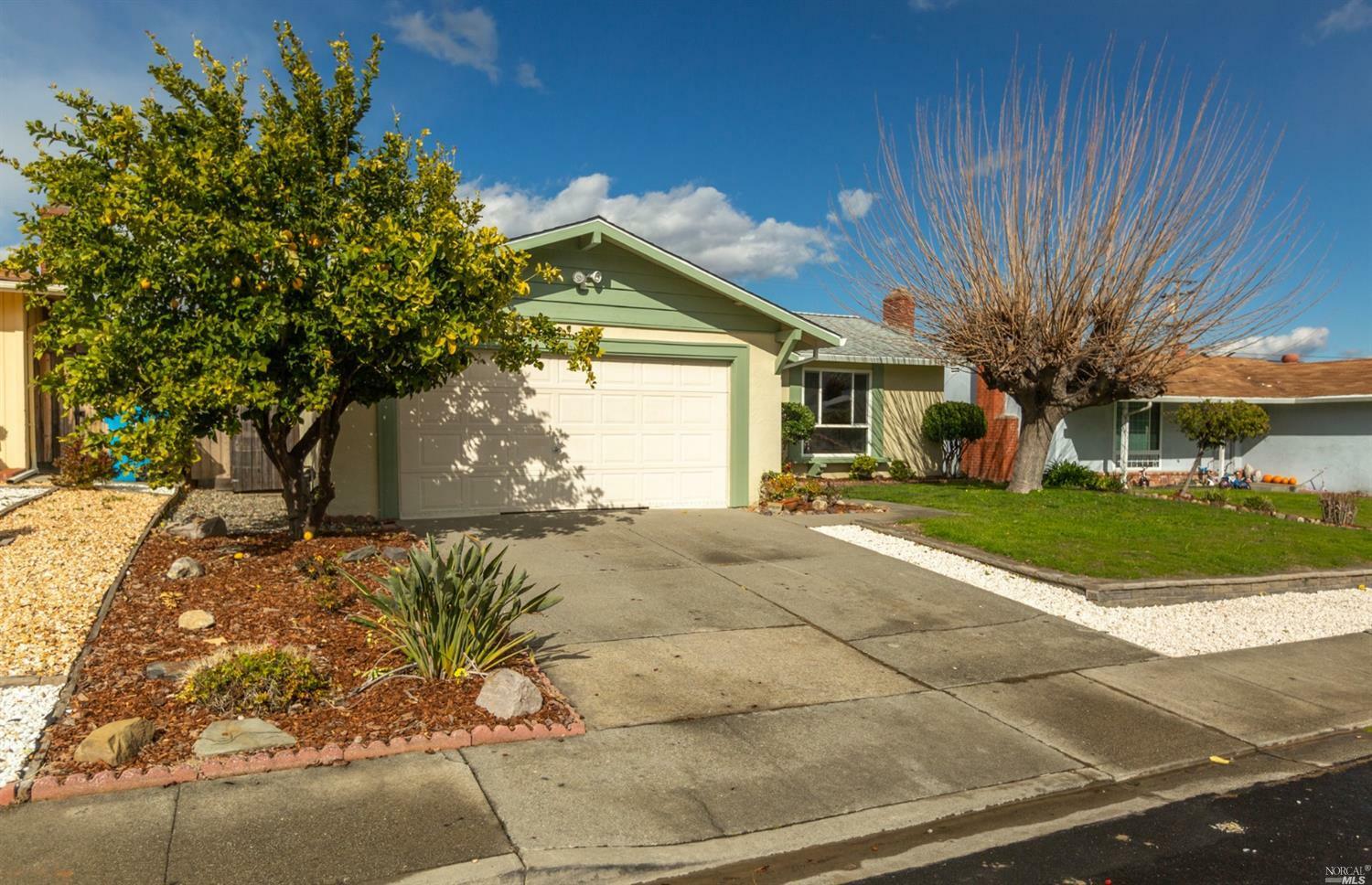 124 Manzanita Drive  Vacaville CA 95688 photo