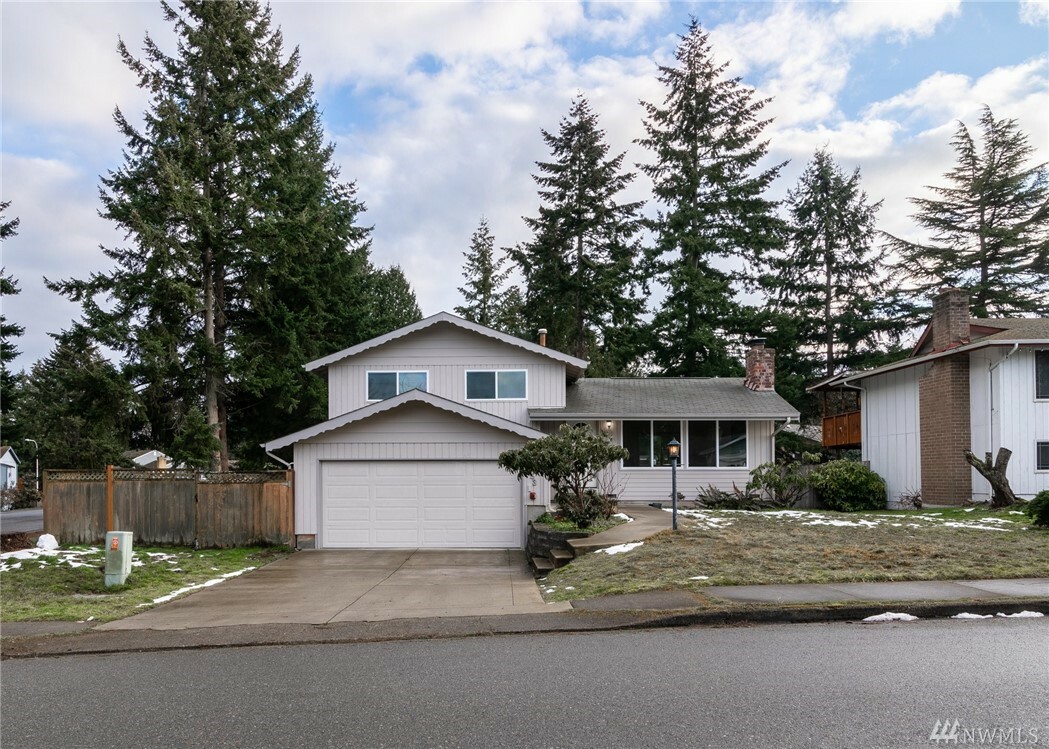 Property Photo:  2653 SW 335th Place  WA 98023 