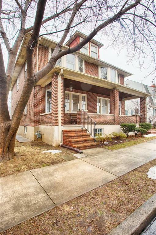 Property Photo:  1217 Maple Street  PA 18018 