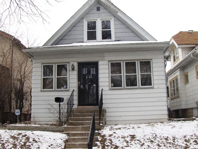 Property Photo:  3217 N 39th St  WI 53216 