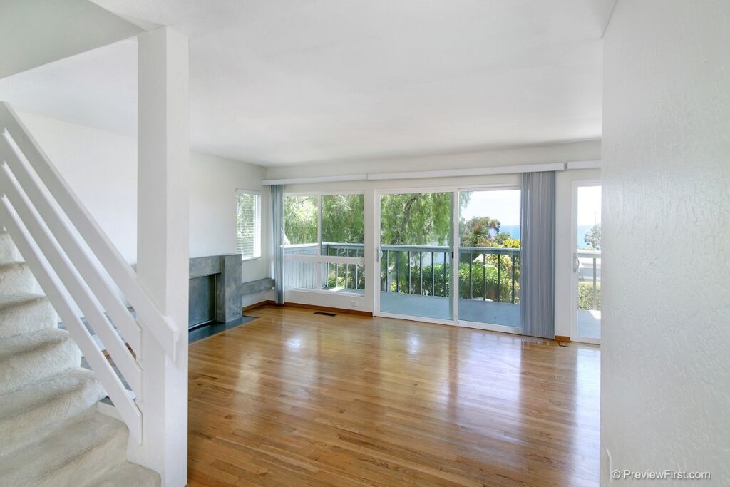 Property Photo:  311 8th Street  CA 92014 