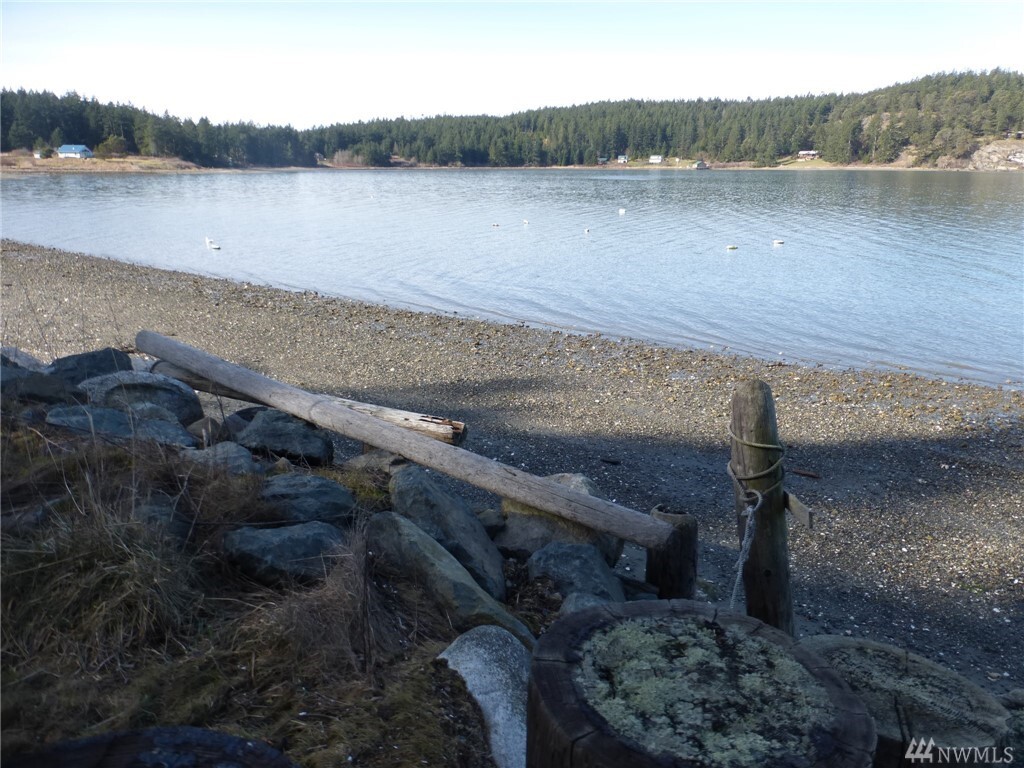 233 Mud Bay Dock Rd  Lopez Island WA 98261 photo