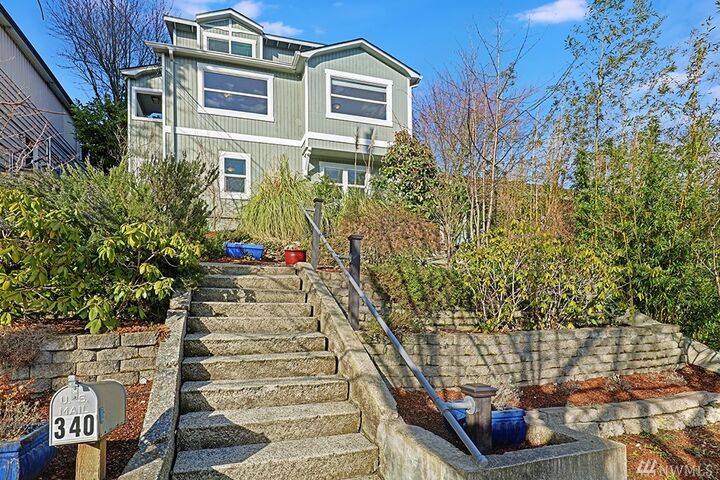 340 NE 53rd St  Seattle WA 98105 photo