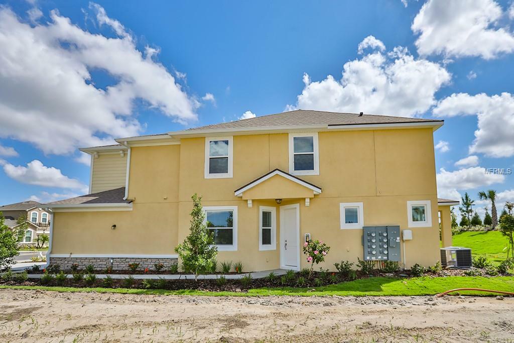 Property Photo:  11604 Rolling Green Drive 513/73  FL 34211 