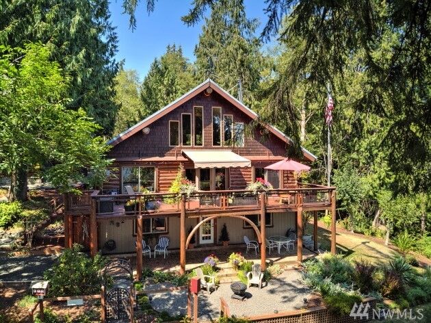 Property Photo: 793 E Stadium Beach Rd W WA 98546