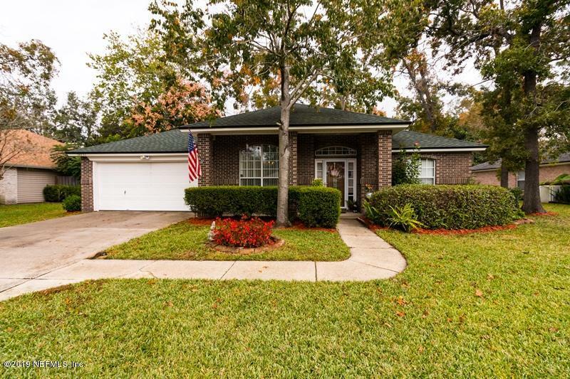 Property Photo: 14631 Greenover Lane FL 32258