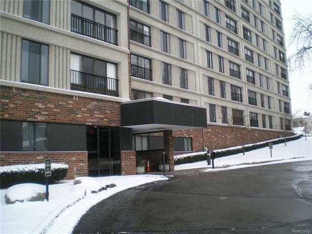 21800 Morley Avenue 1206  Dearborn MI 48124 photo