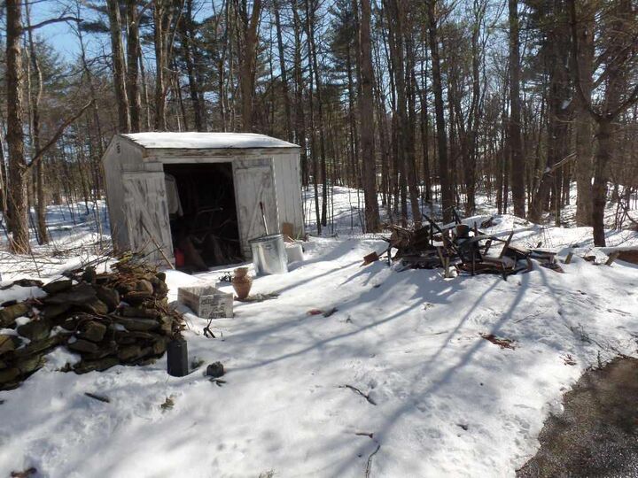 Property Photo:  7 Otter Road  NH 03077 