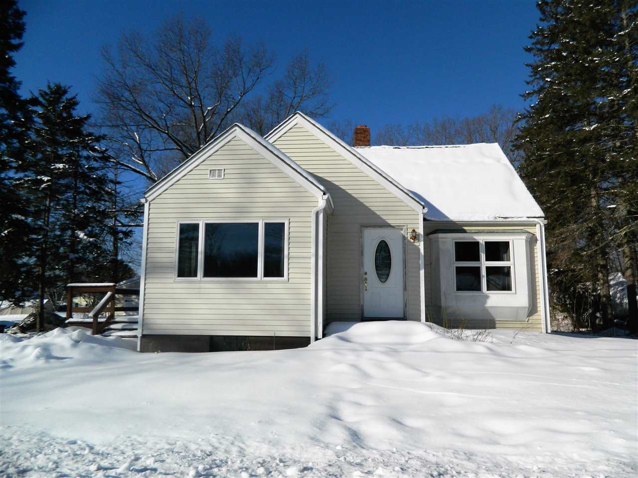 Property Photo:  254 Kendall Street  NH 03235 