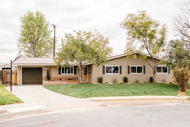 Property Photo:  28 Dale Lane  CA 92373 