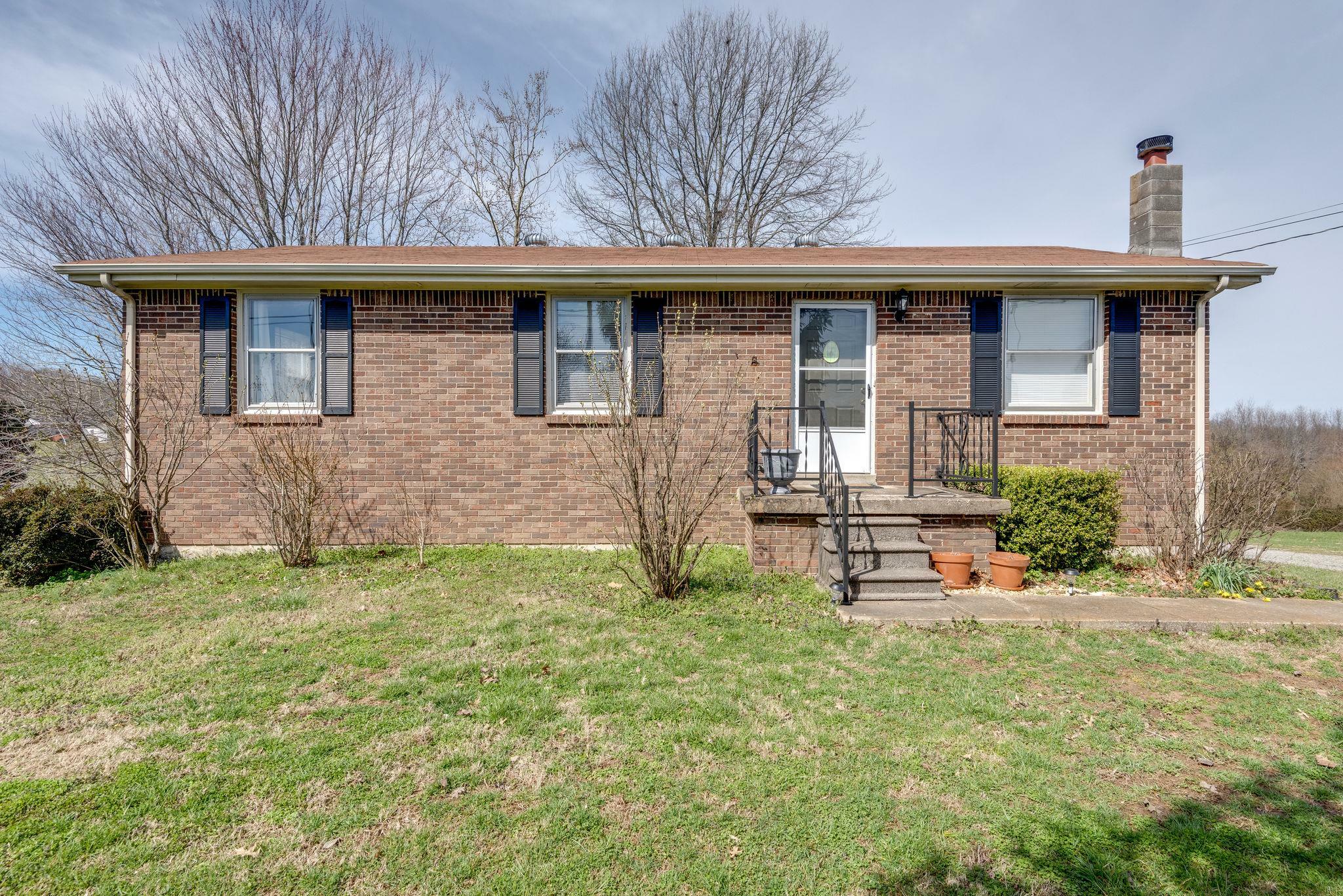 Property Photo: 2586 Fairview Blvd TN 37062
