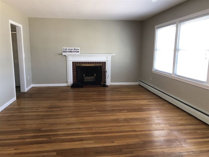 Property Photo:  511 Oak Street  NH 03104 