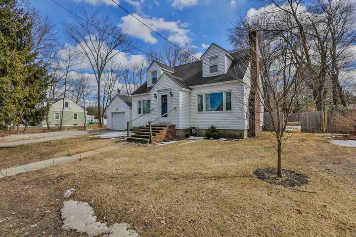 Property Photo:  519 Candia Road  NH 03109 