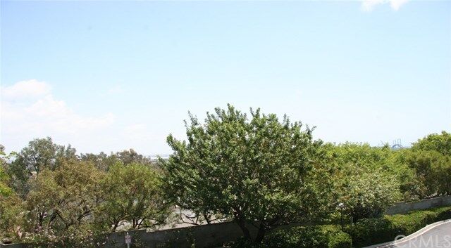 Property Photo: 1424 Brett Place 250 CA 90732