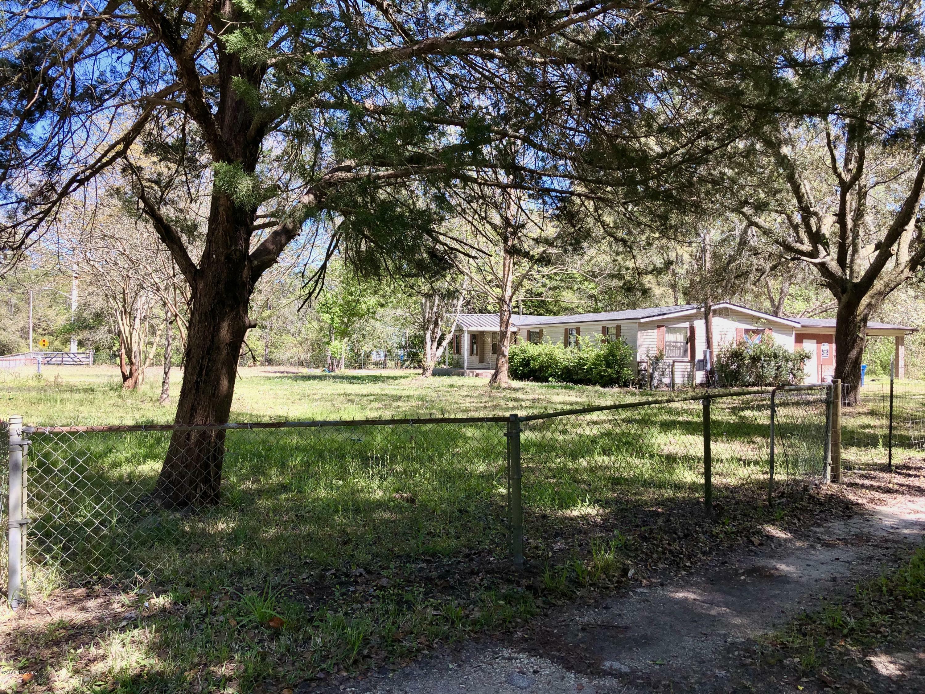 Property Photo:  2608 Starratt Road  FL 32226 