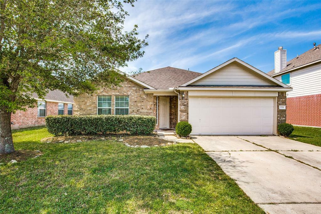 Property Photo: 3706 Lamppost Place TX 77584