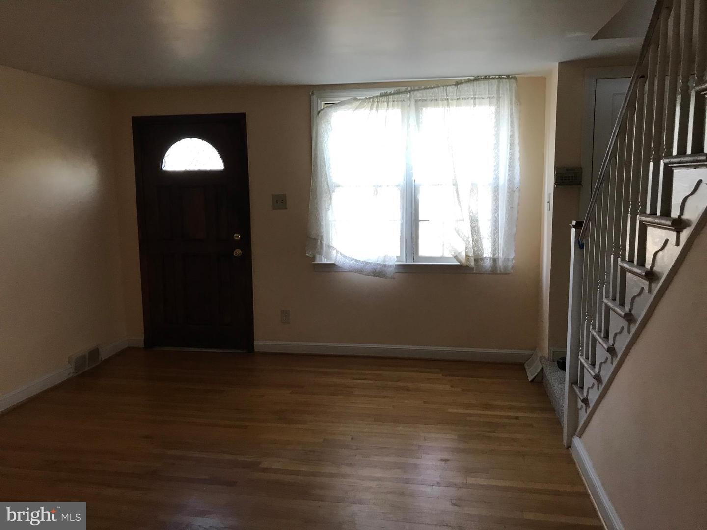 Property Photo: 269 W Wyncliffe Avenue PA 19018