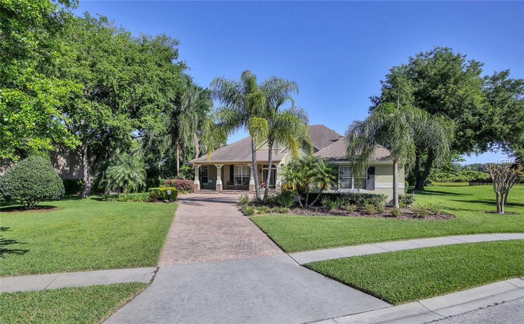 Property Photo:  2206 Queen Jessica Drive  FL 33549 