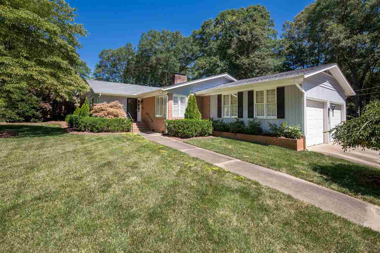 Property Photo: 109 Beechwood Drive SC 29307