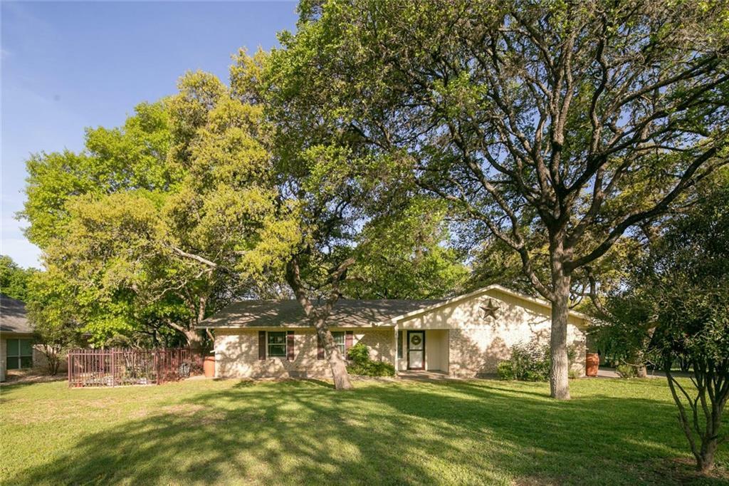 Property Photo:  4 Overbrook Court  TX 78676 