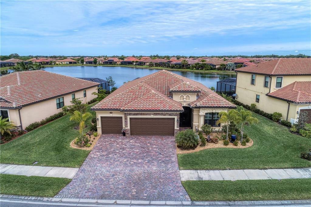 Property Photo: 13230 Famiglia Drive FL 34293