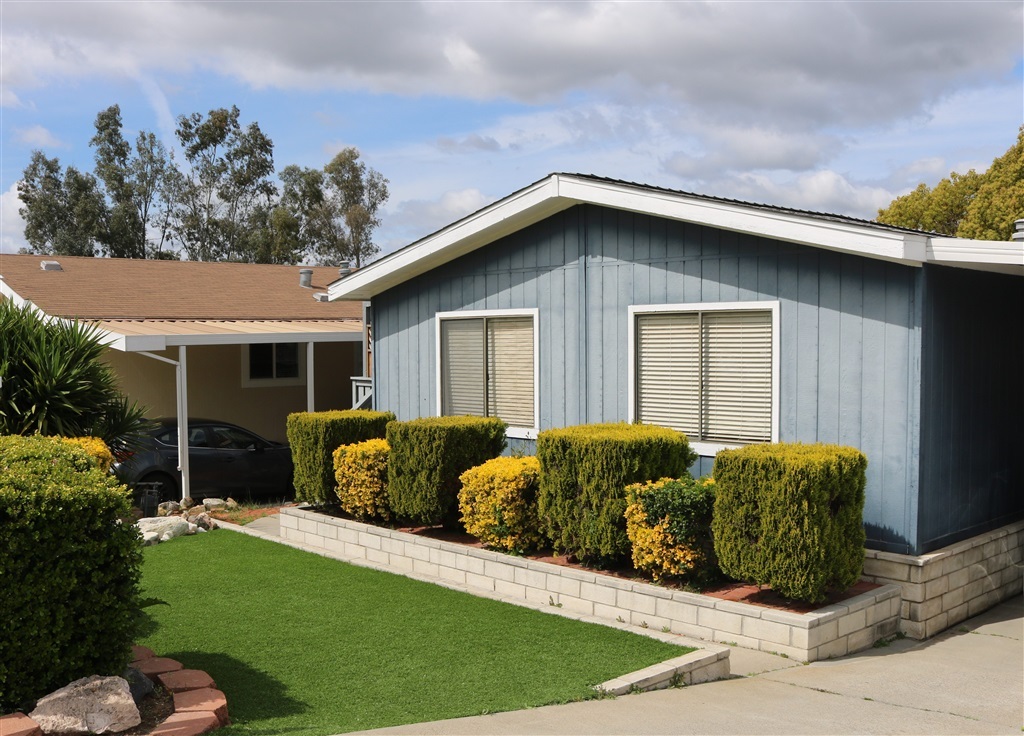 Property Photo:  1301 S Hale Ave 87  CA 92029 