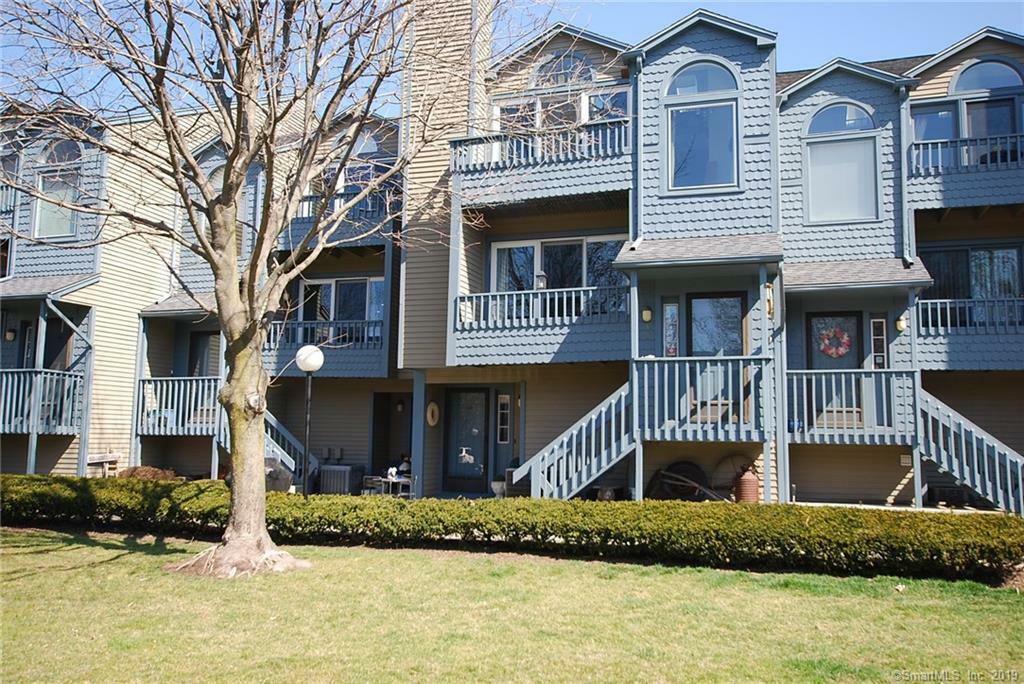Property Photo: 15 Perry Avenue A7 CT 06850