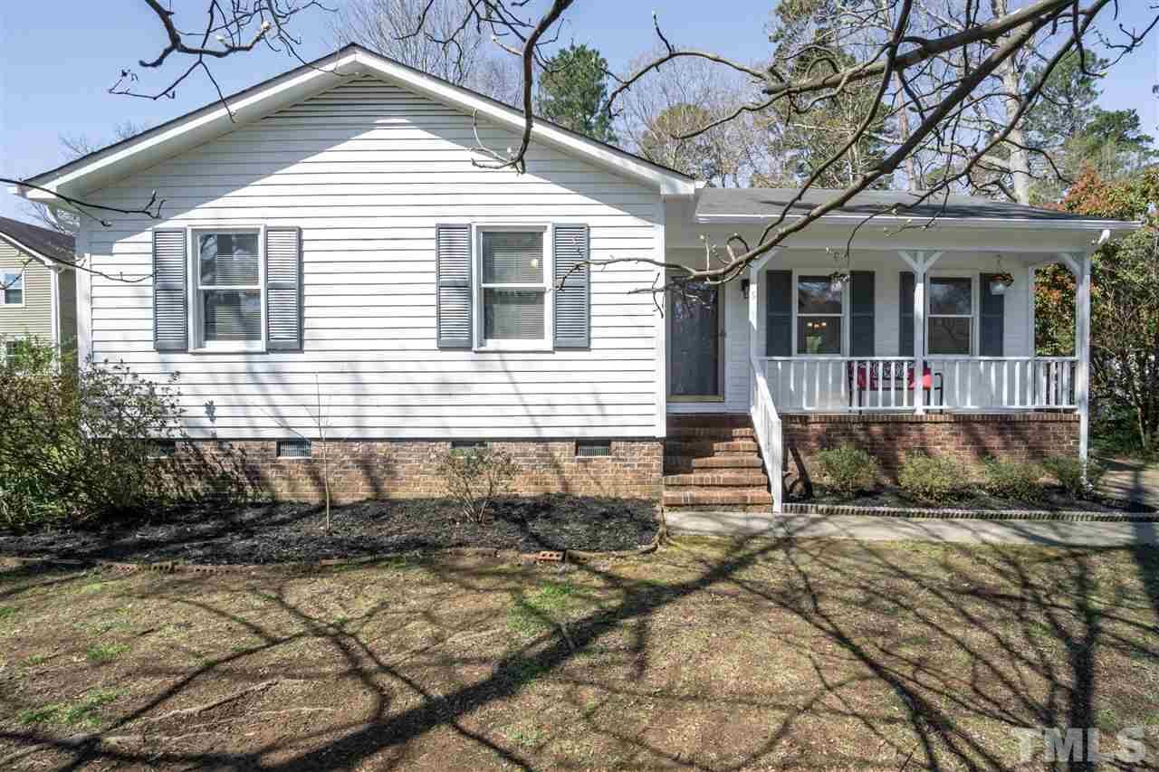 Property Photo: 5 Sedley Place NC 27705