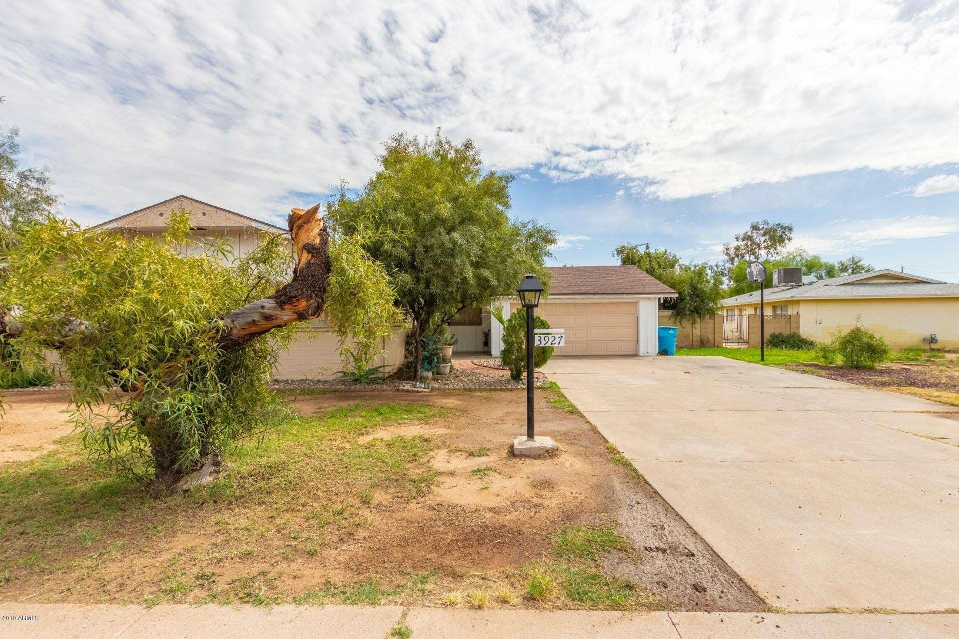 Property Photo:  3927 W Cactus Wren Drive  AZ 85051 